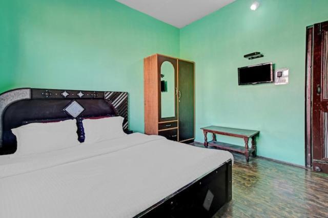 Hotel Grand City Heart Srinagar  Bagian luar foto